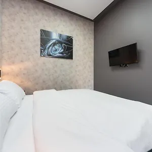 احجز هنا